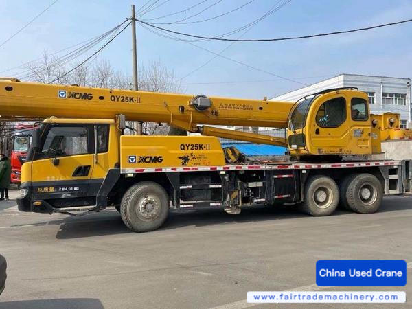 Buy XCMG 25k Used Crane / 1